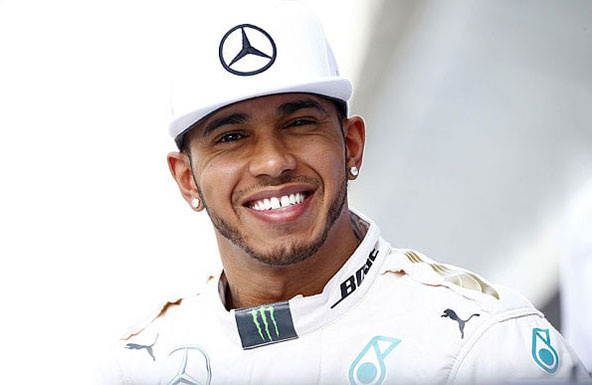 Champion du Monde F1, Lewis Hamilton n’a pas oublié le kart