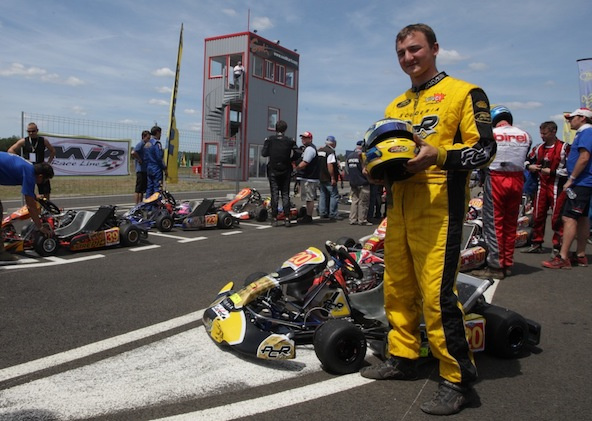 Nicolas RoiSansSac prêt pour le Trophée Kart Mag